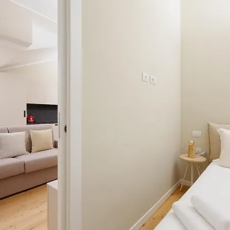 Guesthost - Primaticcio M1 Modern And Bright Apartment *