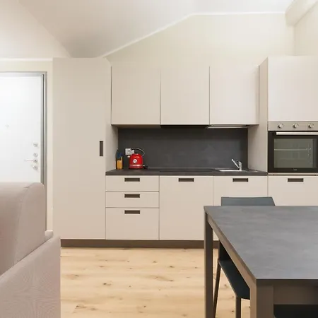 Guesthost - Primaticcio M1 Modern And Bright * Milan