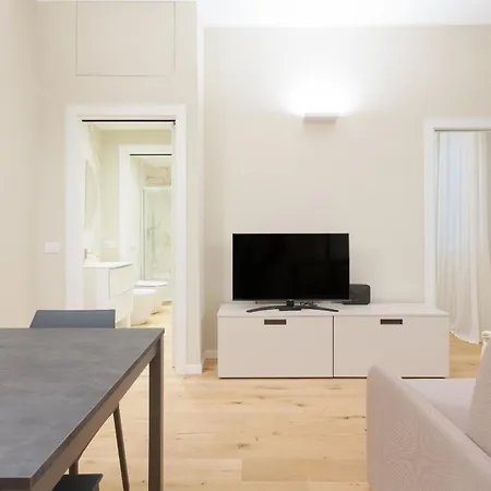 Apartment Guesthost - Primaticcio M1 Modern And Bright