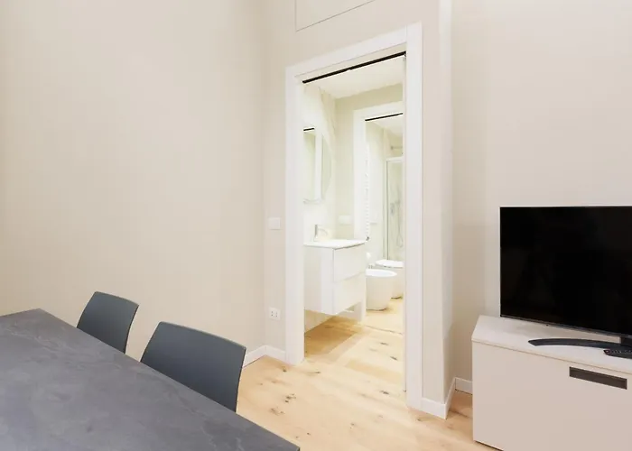 Guesthost - Primaticcio M1 Modern And Bright Daire *