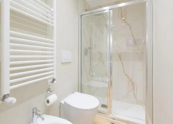 Guesthost - Primaticcio M1 Modern And Bright Daire Milano